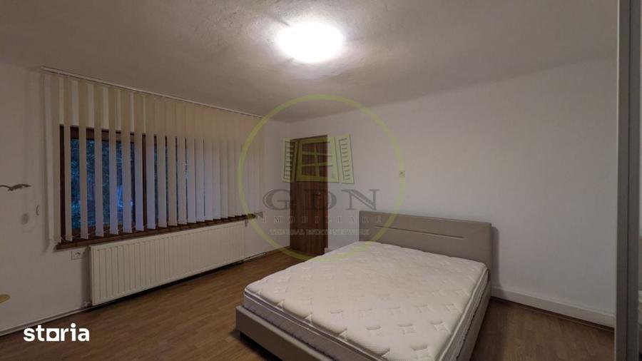 Casă cu 5 camere cu Teren 335 Mp în Terezian