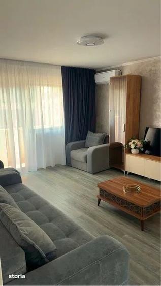 Apartament cu 3 camere decomandat în Craiovei