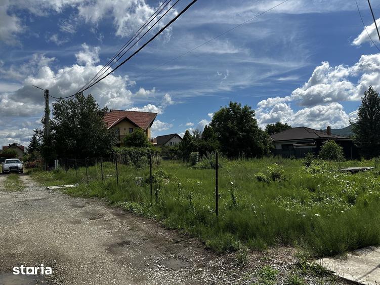 Teren 1.000 mp cu autoriza?ie pentru 2 case Utilita?i - 2