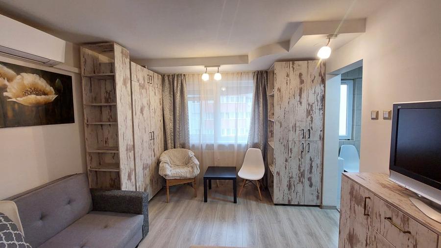 Garsoniera cocheta Teiul Doamnei, COMISION 0% - 5