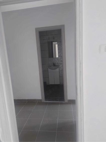 Garsonieră decomandată în Muncii