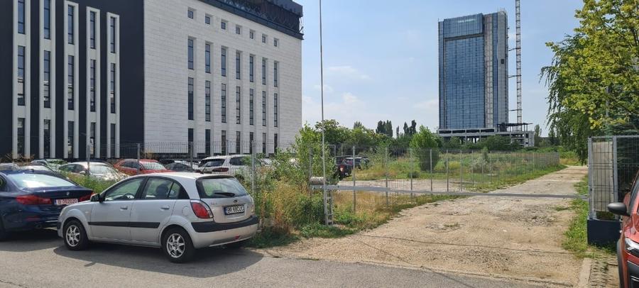 Teren Construcții intravilan de 2672 mp, în P-ta Presei Libere