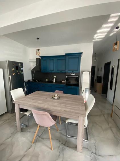 Casă cu 3 camere cu Teren 300 Mp în Budeasa