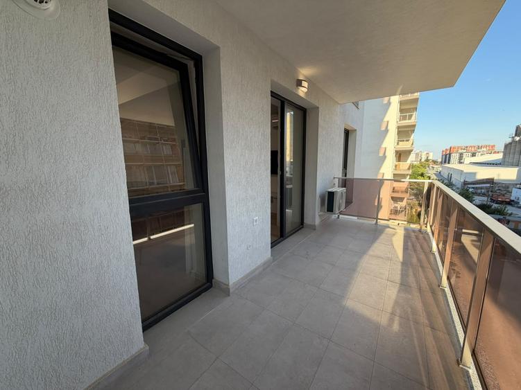 Apartament cu 2 camere decomandat în Theodor Pallady