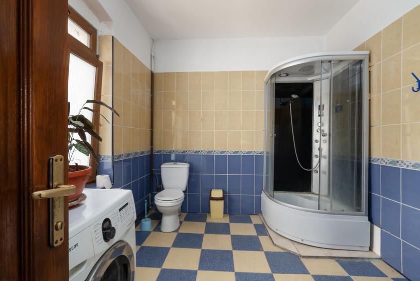 Duplex cu 7 camere cu Canalizare în Pache Protopopescu