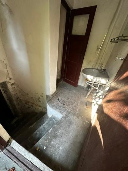 Casă individuală cu 4 camere cu Canalizare în Floreasca