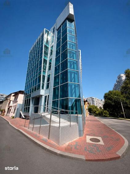 Spațiu comercial, de 1,100 mp, în Vitan