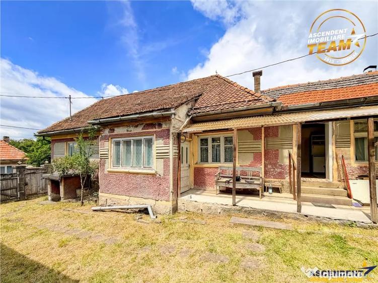 Casă cu 3 camere cu Teren 1087 Mp în Micfalău