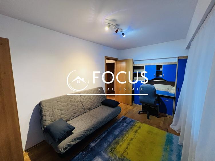 Apartament cu 4 camere decomandat, mobilat în Tei
