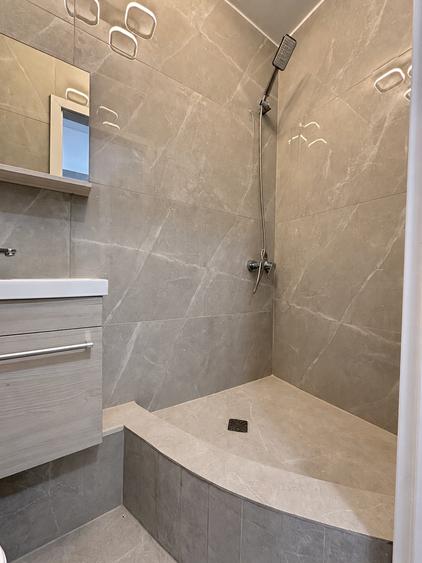 Apartament cu 3 camere în Gorjului