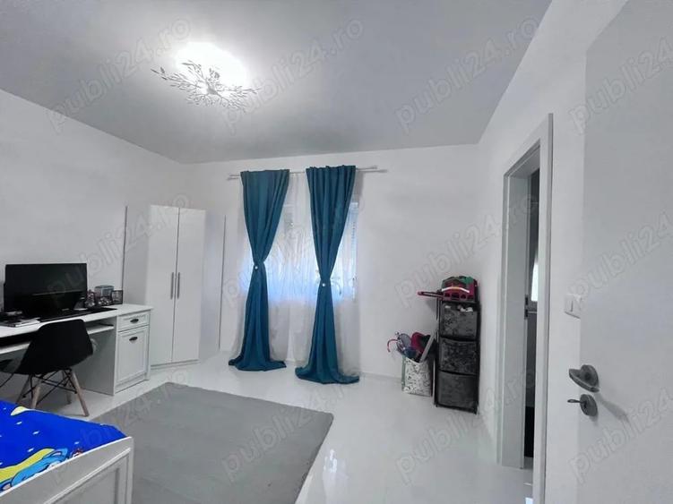 Casă cu 3 camere cu Teren 332 Mp în Moșnița Veche
