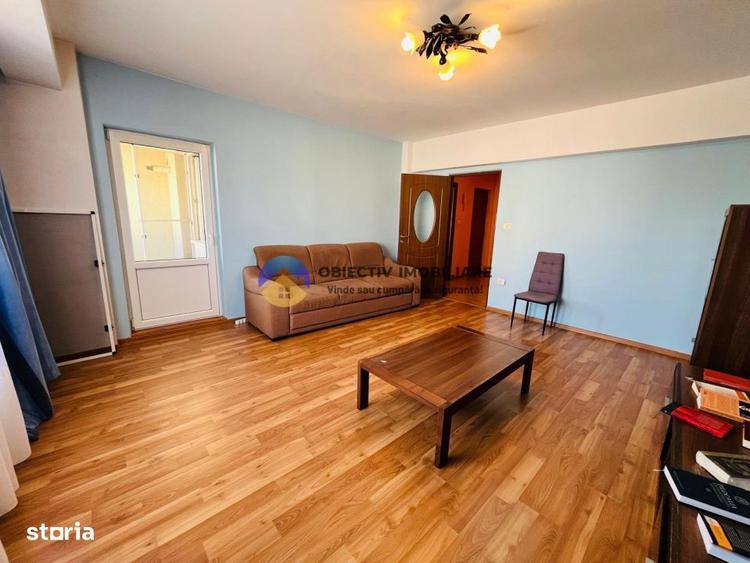 Apartament cu 3 camere decomandat, mobilat în Calea Romanului