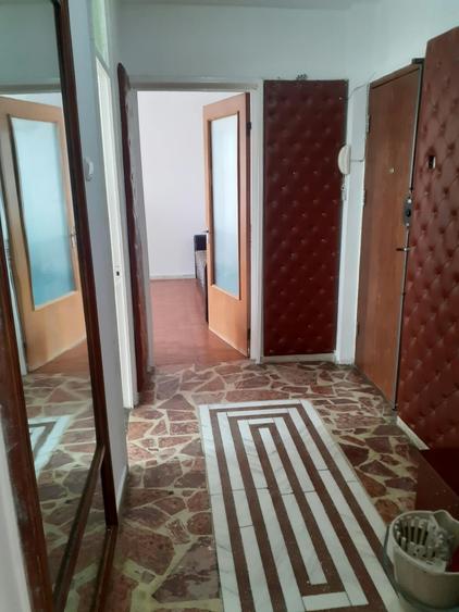 Apartament cu 2 camere decomandat în Iancului