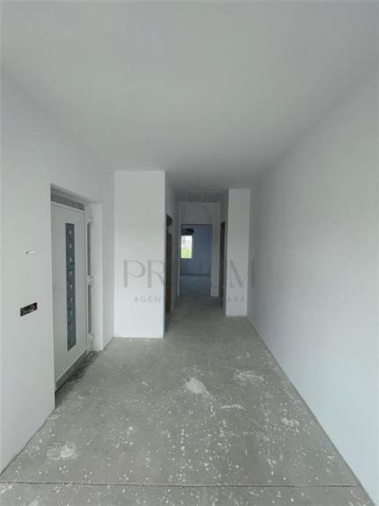 Duplex cu 3 camere cu Canalizare în Moșnița Nouă