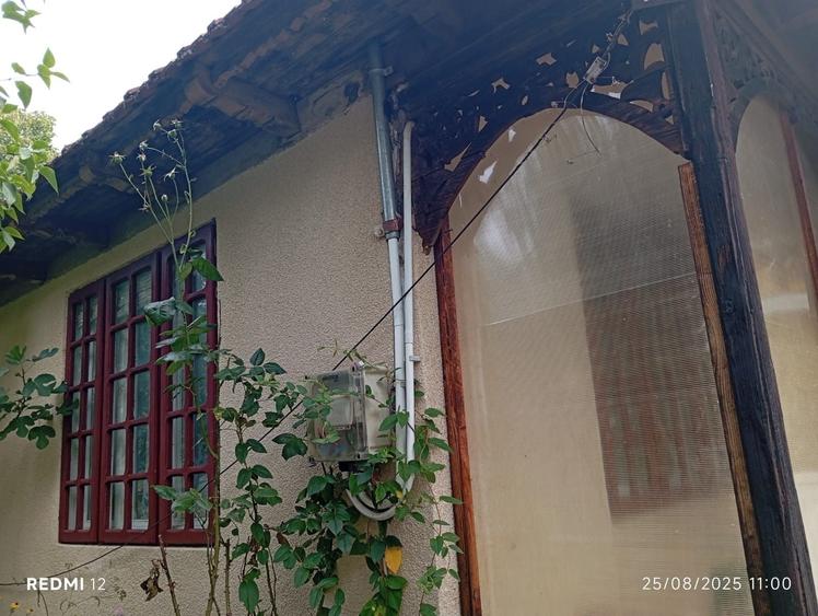Casă cu 4 camere în Brebu