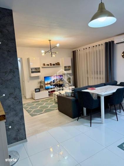 Apartament cu 2 camere semidecomandat în Cetate