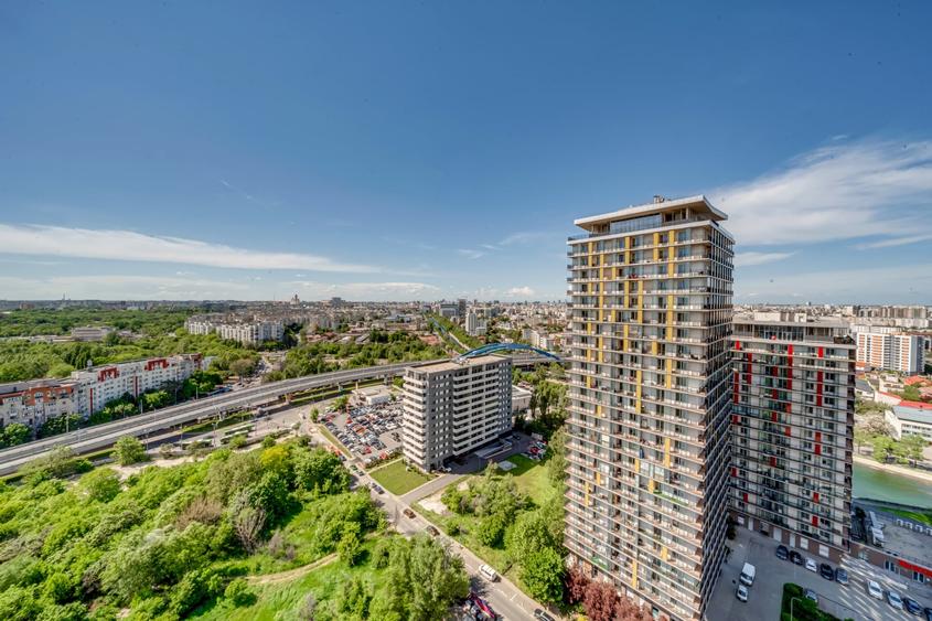 Apartament cu 3 camere semidecomandat, mobilat în Tineretului