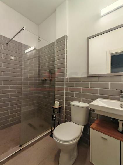 Apartament cu 2 camere semidecomandat, mobilat în Mamaia-Sat