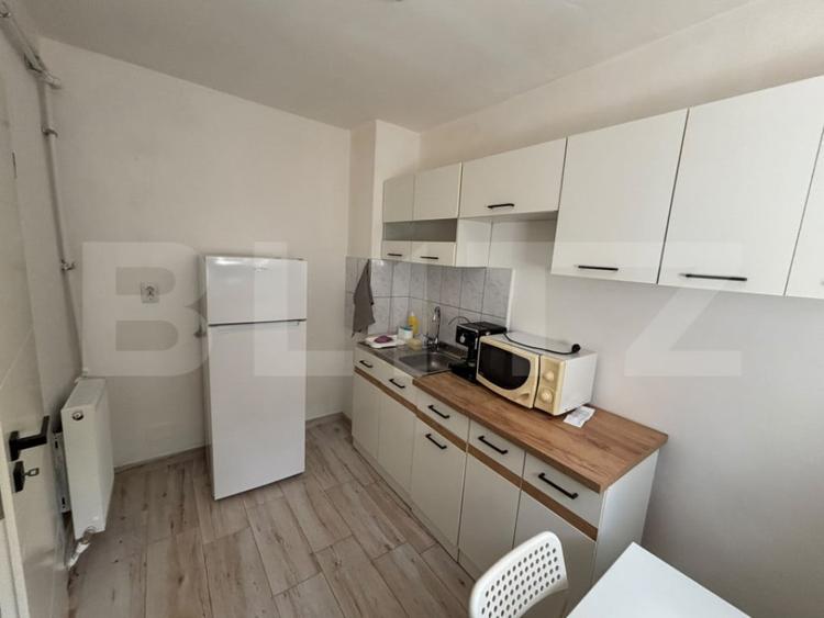 Apartament cu 2 camere semidecomandat în Ultracentral