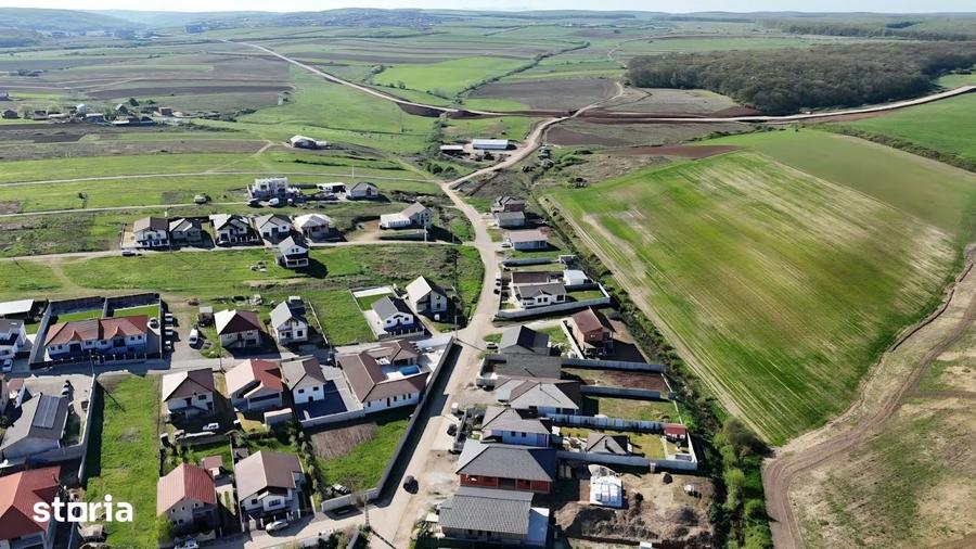 Teren de 500 mp, în Sânmartin