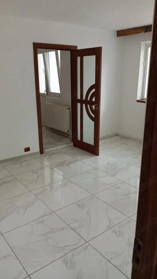 Spațiu comercial, de 42 mp, în Central
