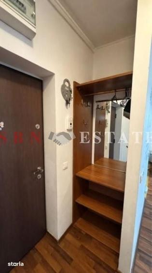 Apartament cu 2 camere decomandat în Titan