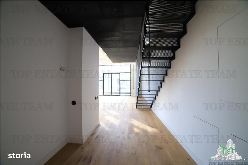 Apartament cu 4 camere în Central
