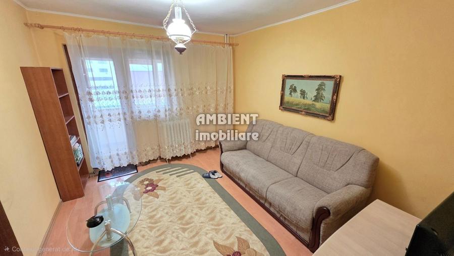 Apartament cu 4 camere decomandat în Central