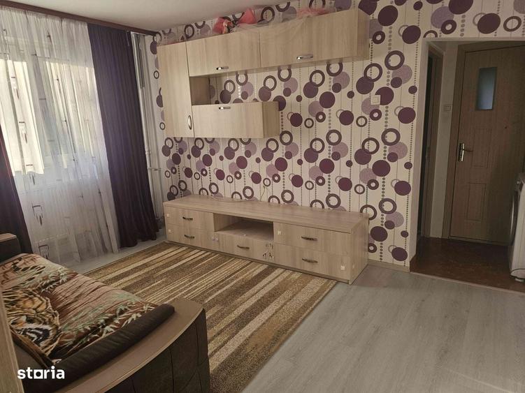Apartament 3 Camere De Inchiriat Trivale, Complex 2 Pitesti - 1