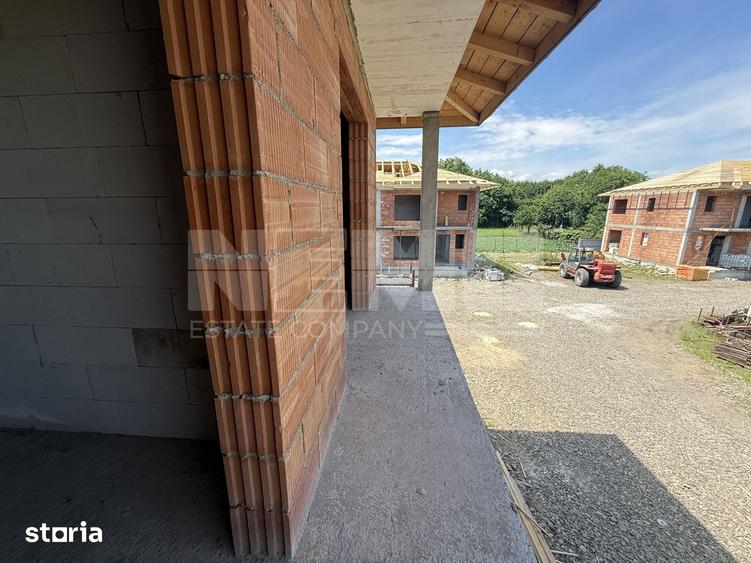 Casă cu 4 camere cu Teren 450 Mp în Central