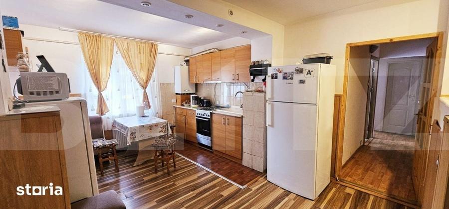 Apartament cu 3 camere decomandat în Central