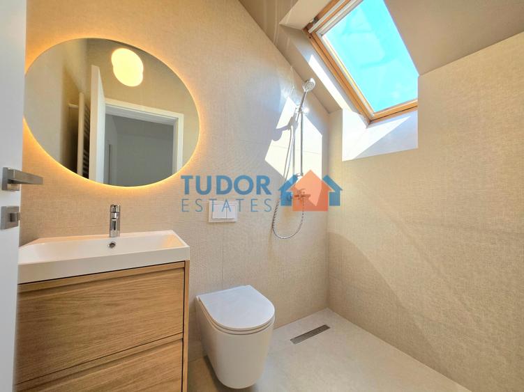 Renovated 6 Bedroom Luxury Villa with Private Garden, Swimming Pool & Sauna - 23
