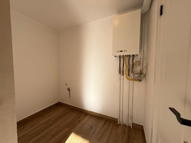 Apartament cu 2 camere decomandat în Centrul Istoric