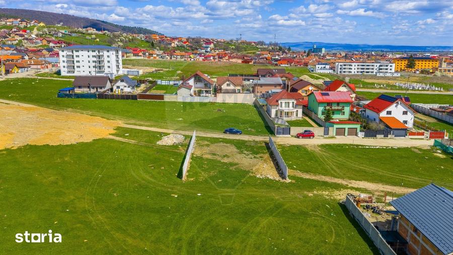 Teren de 500 mp, în Astra