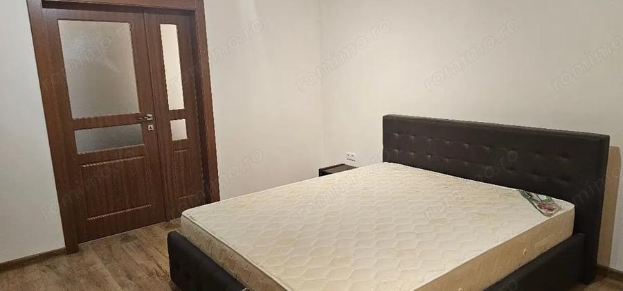 Garsonieră decomandată în Brâncoveanu