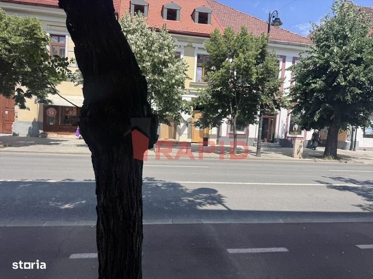 Apartament cu 3 camere în Central