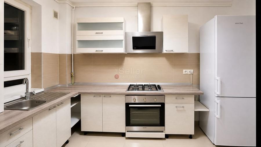 Apartament cu 2 camere decomandat, mobilat în Tractorul
