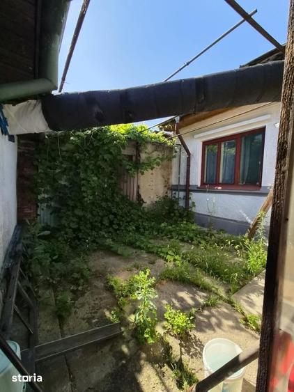Teren de 360 mp, în Dămăroaia