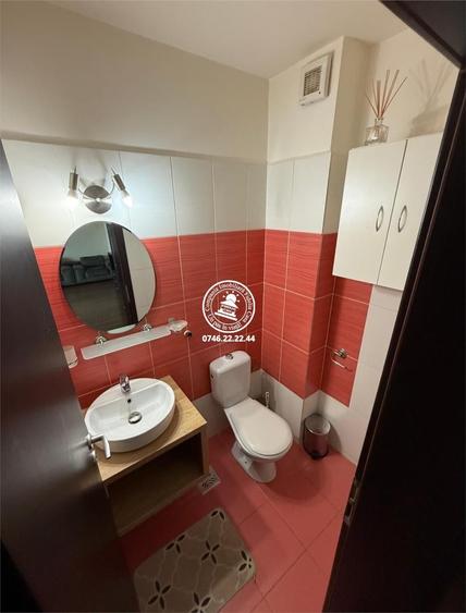Apartament cu 4 camere decomandat, mobilat în Tătărași