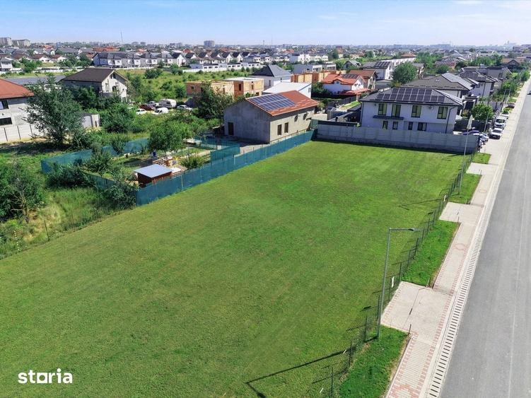 Teren de 1048 mp, în Central
