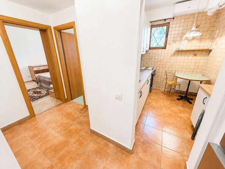 Apartament cu 2 camere decomandat în Floreasca