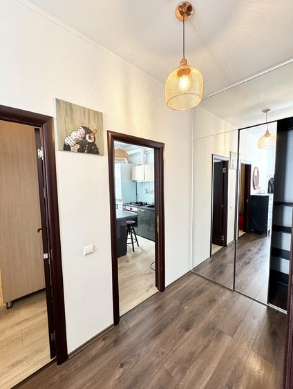 Apartament cu 2 camere decomandat în Titan