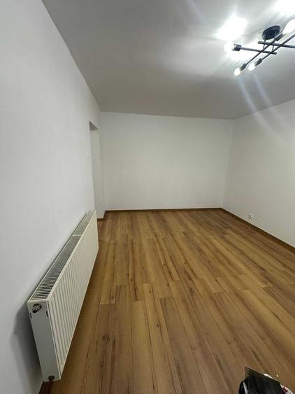 Spațiu comercial, de 49 mp, în 1 Mai