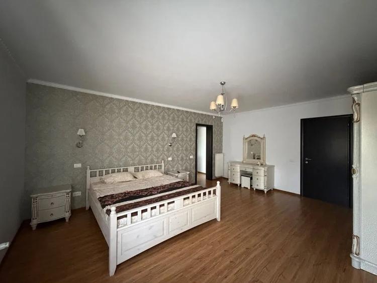 Casă individuală cu 5 camere cu Piscina în Pipera