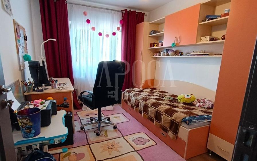 Apartament cu 3 camere decomandat în Mărăști — fotografia 3