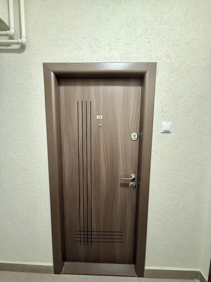 Apartament cu 2 camere semidecomandat în Florești