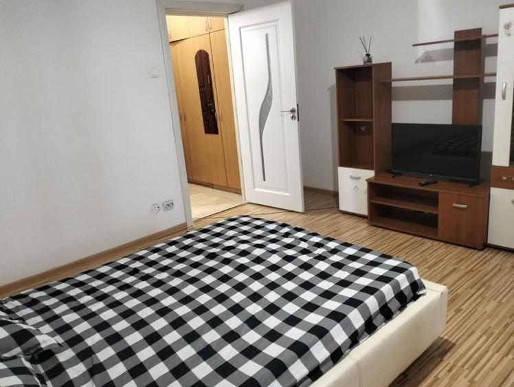 Garsonieră decomandată în Brazda lui Novac
