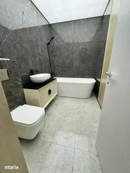 Apartament cu 3 camere decomandat în Centrul Civic