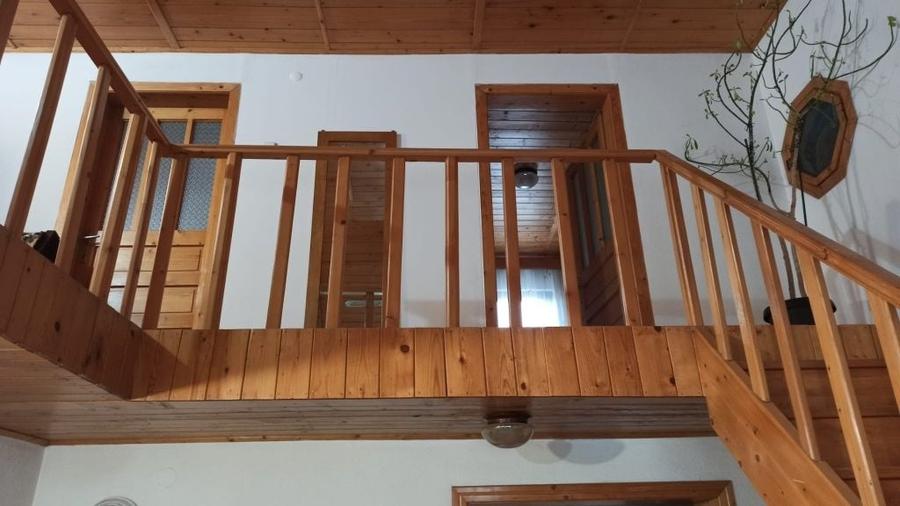 Casă cu 3 camere în Central