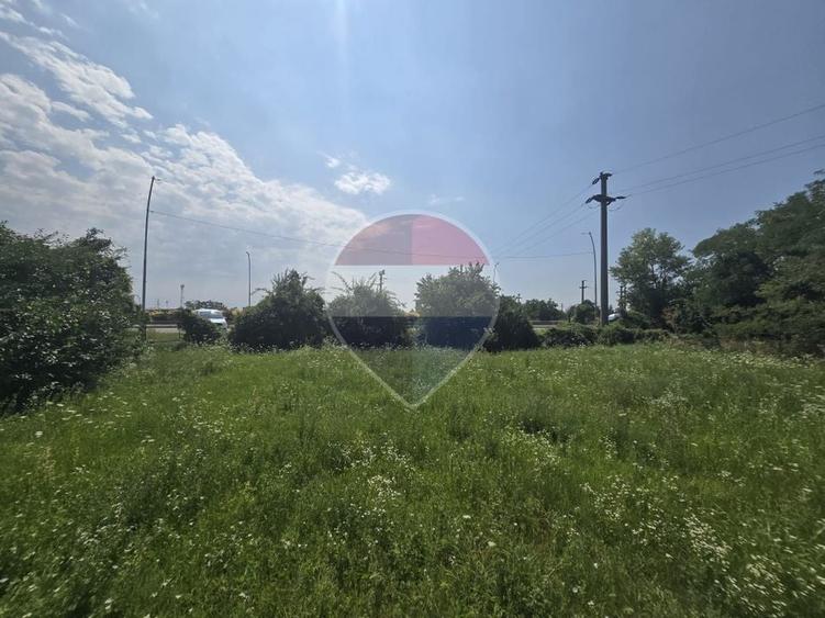 Teren Construcții intravilan de 4001 mp, în Blejoi